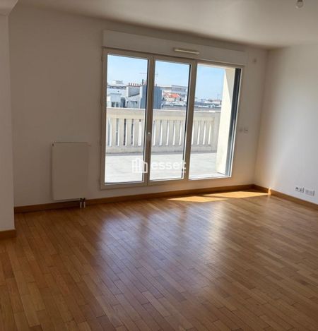 Appartement • Eiffel - Photo 2
