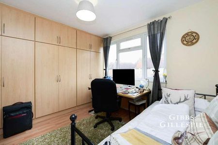Marlborough Road, Isleworth, TW7 - Photo 3
