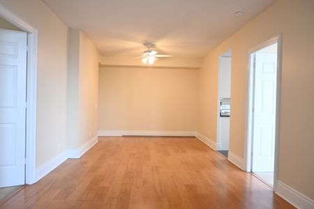 For Lease - 5233 Dundas Street Unit# 320, Toronto, Ontario - Photo 2