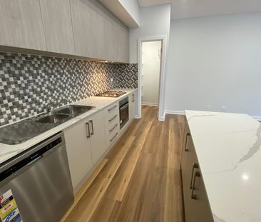 2 BEDROOM UNIT LOCATED AT THE REAR OF 263 KENSINGTON RD OPPOSITE MA... - Photo 4