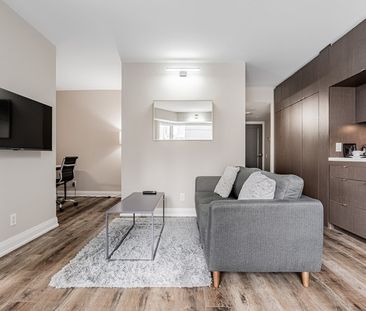 Yorkville Avenue - Photo 2