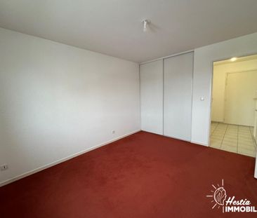 Location Appartement 2 pièces 49m² CHALONS EN CHAMPAGNE 51000 - Photo 3