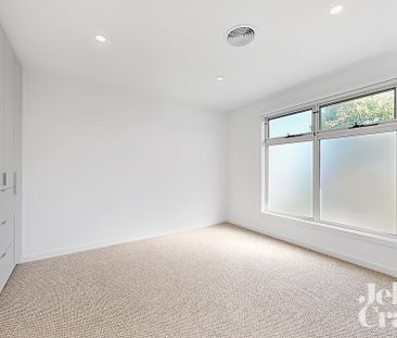 2A Glenmer Street, Bentleigh - Photo 2