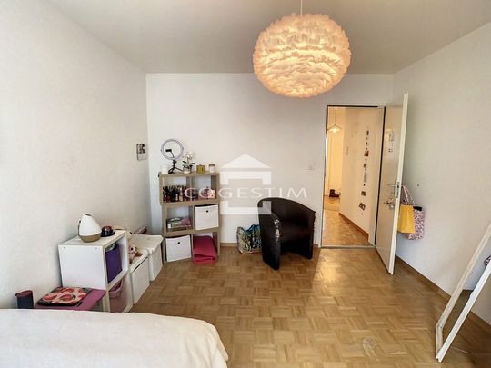 Joli 2.5 pièces au 5ème étage avec balcon loggia - Photo 1