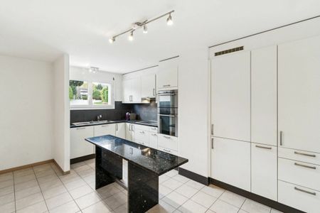 5.5-room semi-detached house in Epalinges - Photo 3