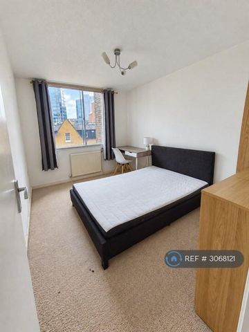 2 bedroom flat to rent - Photo 3