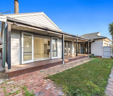 Spacious Coastal Home & Nature All Around - Photo 6