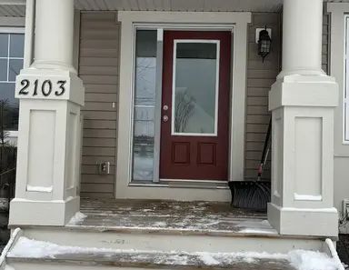 Entire House with basement and 2 car Garrage ready to move | 2103 Desrochers Drive Southwest, Edmonton - Photo 1