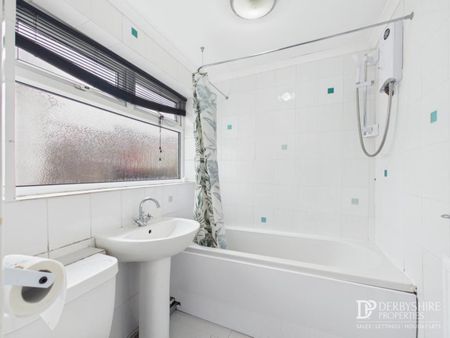 3 Bedroom Terraced House - Photo 4