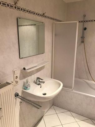 Moderne 2-Raum-Etagenwohnung in Zwickau – Frei ab 1. April 2026 - Photo 1