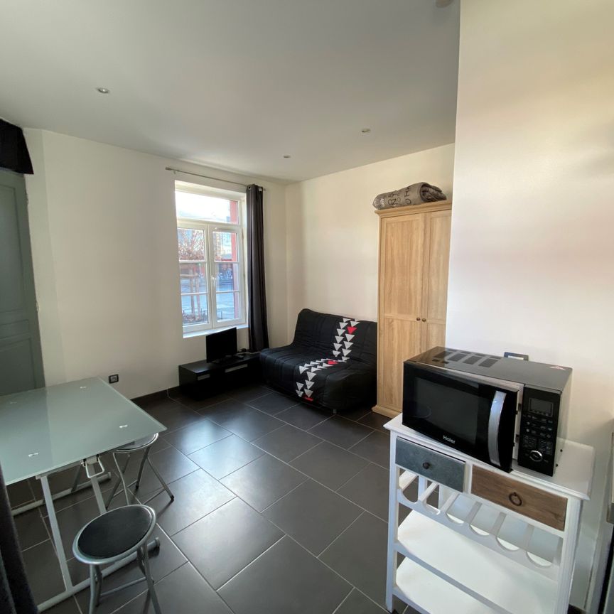 STUDIO MEUBLÉ CENTRE VILLE RUE GLORIETTE - Photo 1