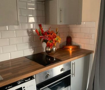 Studio to rent - Photo 6