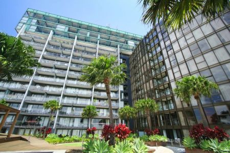 703/20 Pelican Street, - Photo 4