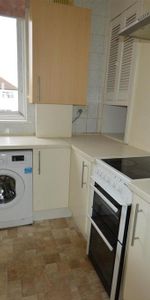 2 bedroom maisonette to rent - Photo 3