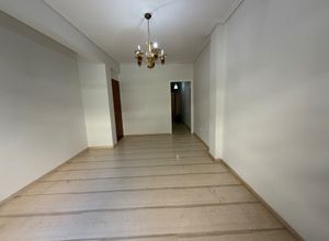 Διαμέρισμα για ενοικίαση - Νίκαια, - Photo 2