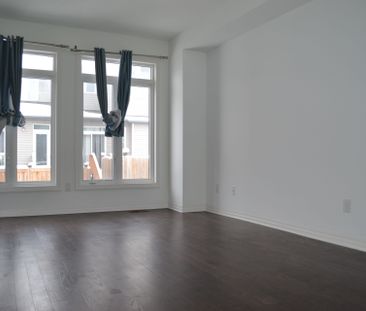 For Lease - 241 Overberg Way, Kanata, Ontario - Photo 6
