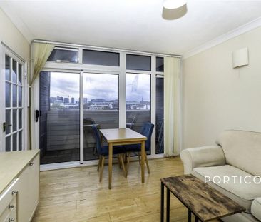 Studio to rent - Photo 2