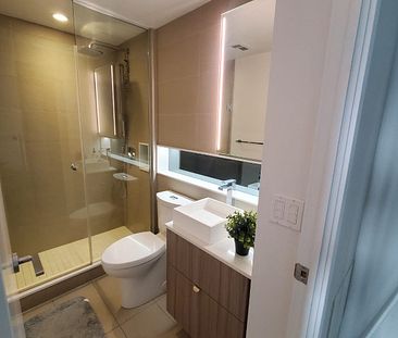 Master Room & Ensuite Bath - Queen West - Photo 5