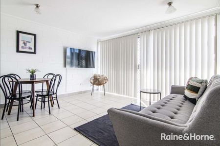 2 BEDROOM UNIT MACKAY - Photo 3