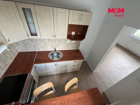 Pronájem bytu 1+1 40 m², Sametová 737, Liberec VI-Rochlice - Photo 3