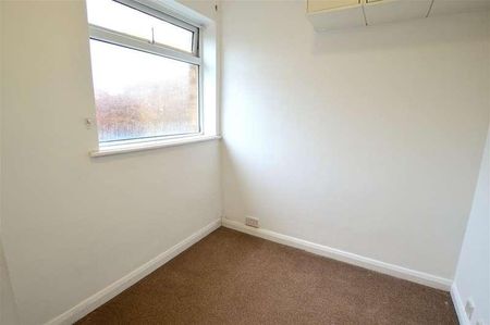 Furnival Avenue, Slough, SL2 - Photo 3