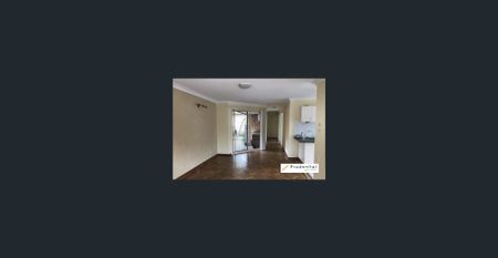 SPACIOUS DUPLEX - Photo 3