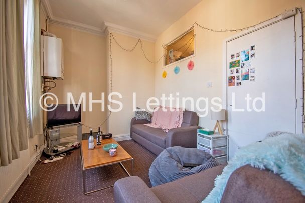 1 Bedroom Shared Flat for rent in Regent Park Avenue - Photo 1