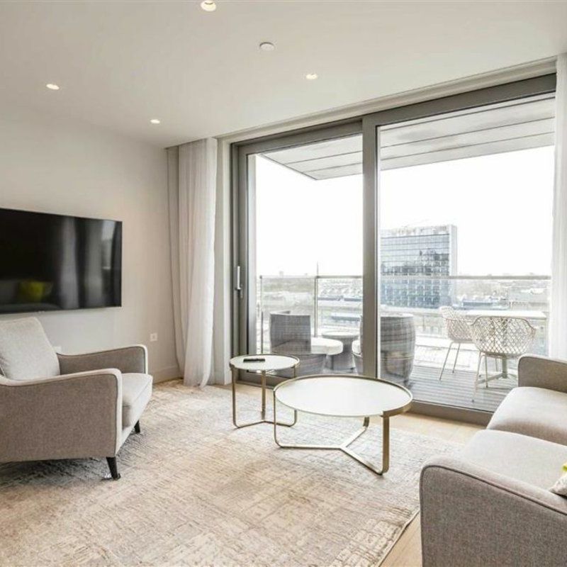 Canalside Walk, Hyde Park, W2 - Photo 1