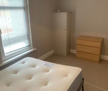 9 Fane Street, Belfast BT97BW - Photo 5