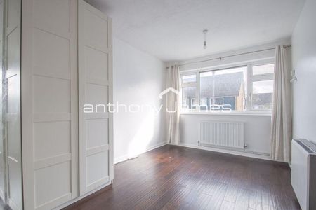 2 bedroom maisonette to rent - Photo 3