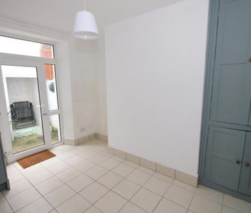 2 bedroom terraced house to rent - Photo 6