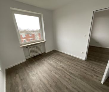 Großzügige 5-Zimmer-Wohnung mit Balkon in Bremervörde - Photo 4