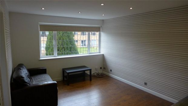 Elm Close, Binley Woods, Coventry - - Photo 1