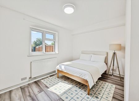 1 bedroom ground floor maisonette to rent - Photo 4