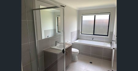 Stunning Four Bedroom Family Home - Photo 3