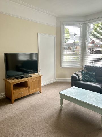 2 Bed Maisonette, Canadian Avenue, SE6 - Photo 5