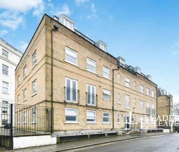 Studio to rent - Photo 6