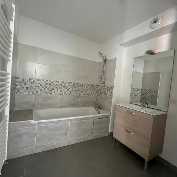 Location Appartement 3 pièces 61m² CUGNAUX 31270 - Photo 1