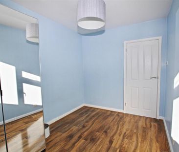 3 bedroom detached house to rent - Photo 3