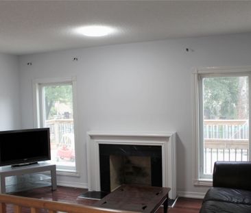 For Lease - 328 Port Royal Trail, Toronto, Ontario - Photo 2