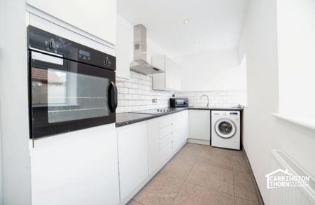 2 bedroom terraced house to rent - Photo 3