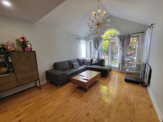 For Lease - 98 Brookeview Drive, Aurora, Ontario - Photo 1