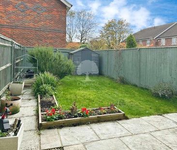 Simpson Close, Maidenhead, SL6 - Photo 1