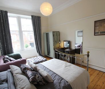 Clarence Drive - Photo 3
