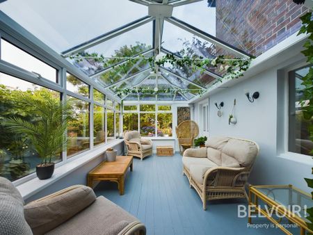 4 bedroom detached house to rent - Photo 3