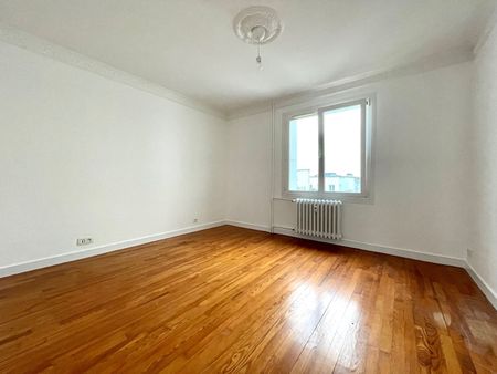 Location Appartement 4 pièces 90m² BREST 29200 - Photo 4
