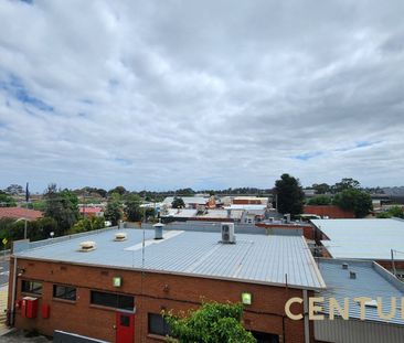 Stylish Urban Living in Noble Park - Photo 5