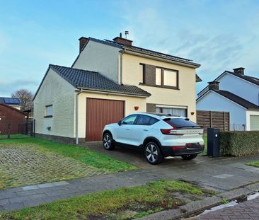 Rustig gelegen vrijstaande gezinswoning met ruime tuin in Eeklo! - Photo 6