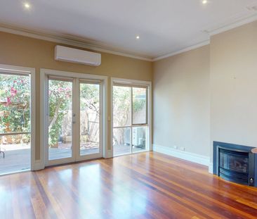 Charming 2-Bedroom Home in a Prestigious Brunswick Pocket - Photo 6