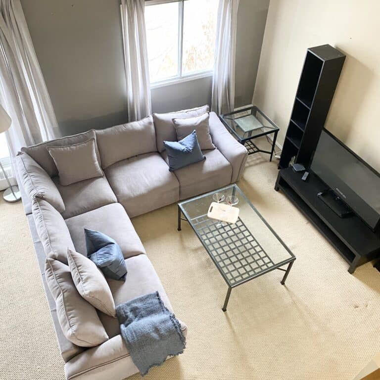 Edmonton Furnished Condo Rental in Lansdowne - Stunning 2 Level Condo in Aspen Gardens - Photo 1